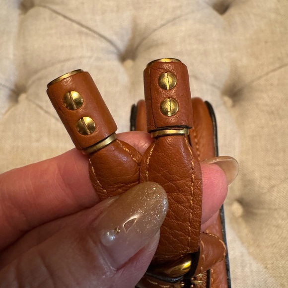 Chloe Marcie Zip Wallet with Gold Accents - Picture 4 of 8